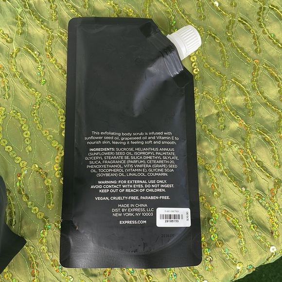 Relax & restore, Exfoliate and nourish, refresh and hydrate. Express. Brand New - Picture 5 of 7